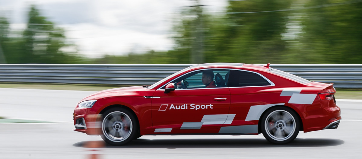 Новейший Audi S5 доступен для прохождения курсов!